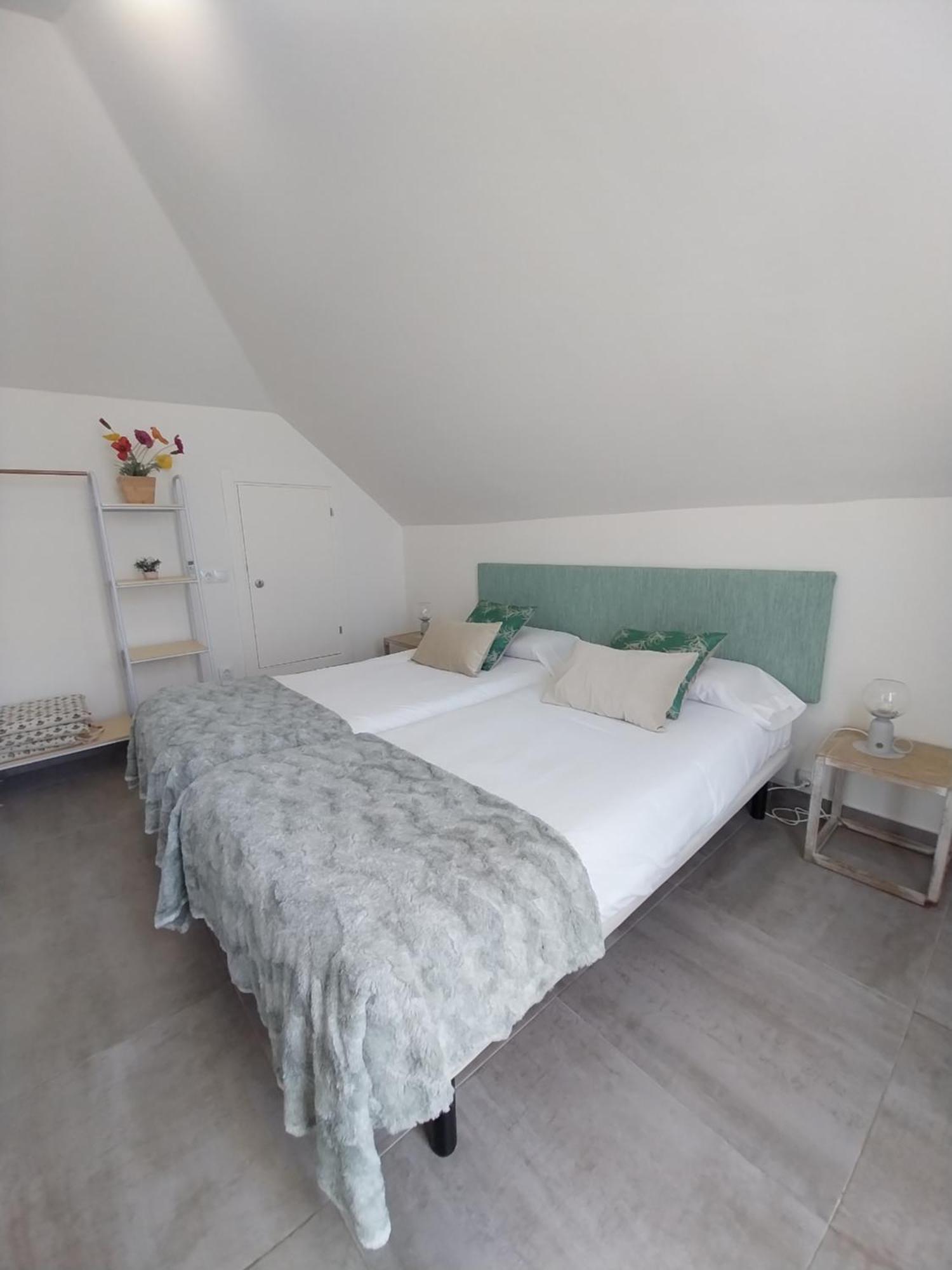 Apartamentos El Marques Málaga Quarto foto